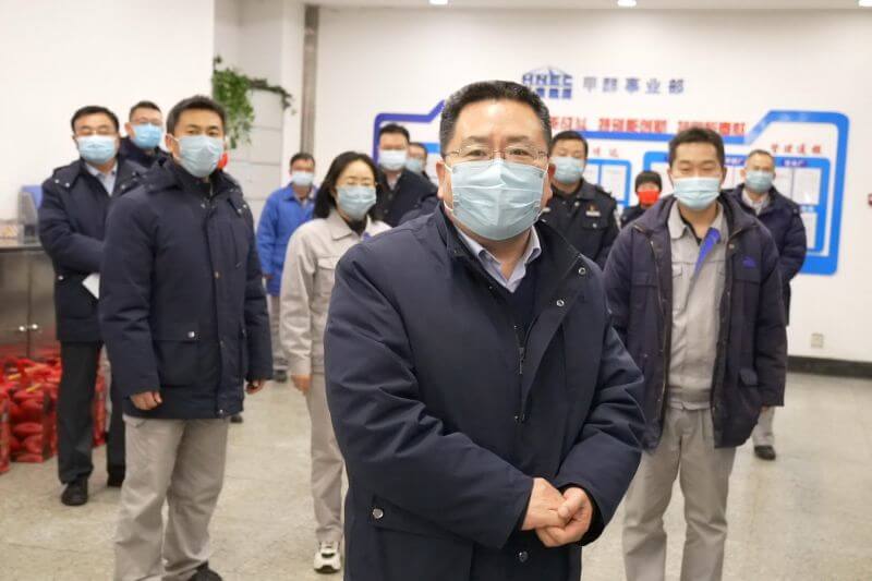 新春佳节，公司辅导到岗位上拜年