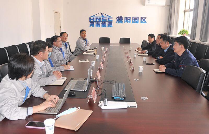 龙丰纸业客人到我公司就项目建设进行互换