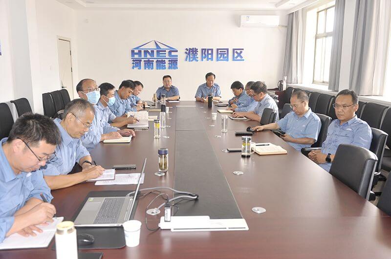 濮阳园区党委理论进建中心组召开“进建贯彻新发展理想 推动企业高质量发展”进建钻研会