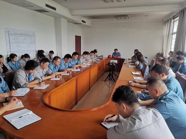 中科濮原公司召开“保生计，降本增效大会商”带头会