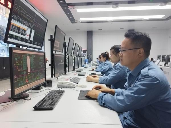 三胺事业部二套、三套、幼尿素装置长周期运行突破200天