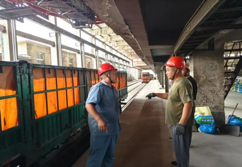 通化东宝药业首批高品质尿素订单顺利交付